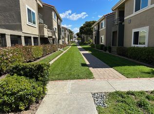 7545 Charmant Dr #1212, San Diego, CA 92122