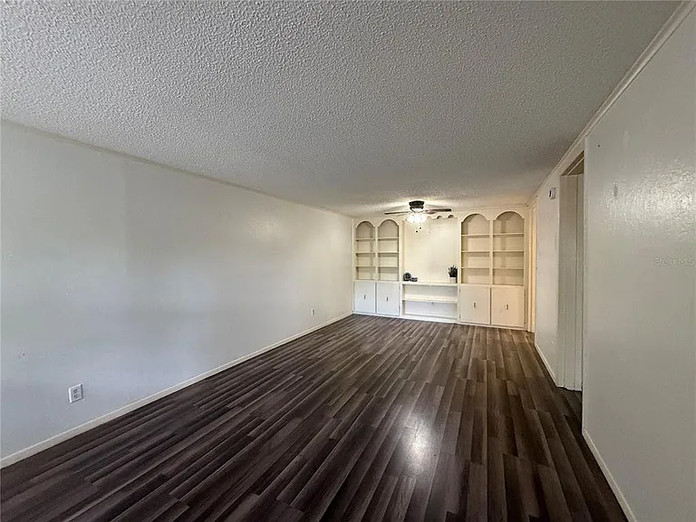 2490 SW 14th Dr #14 — Photo 4
