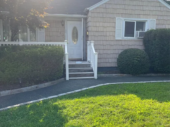140 Nassau Ave Floor 2, Islip, NY 11751