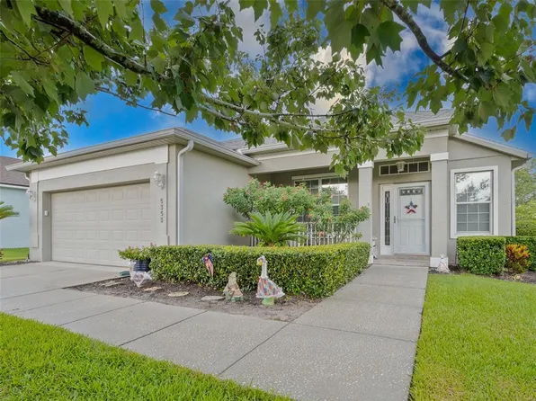 5353 Red Leaf Ct, Oviedo, FL 32765