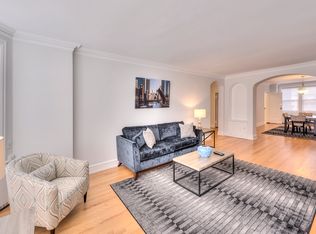 3000 N Sheridan Rd APT 11F, Chicago, IL 60657