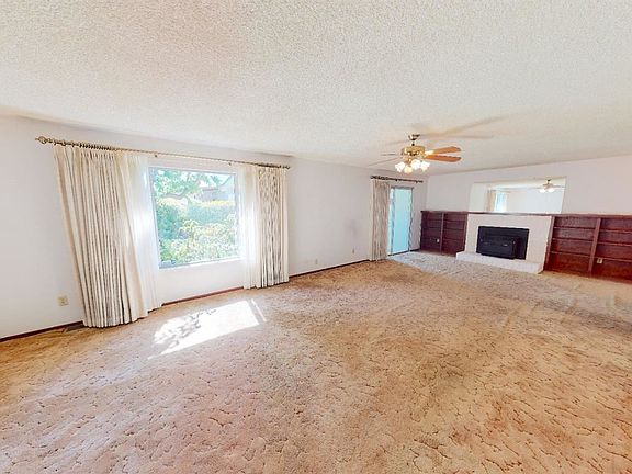 5th image of 1670 David Dr