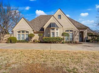 2601 NW Lake Ridge Dr, Lawton, OK 73505