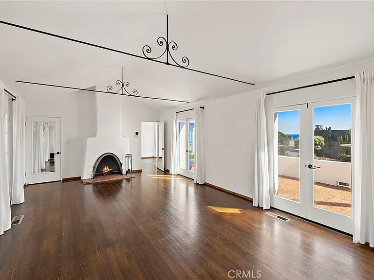 4 Camel Point Dr — Photo 13