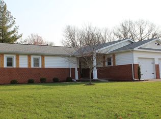 12 Timber Ridge Ln, Marshall, IL 62441