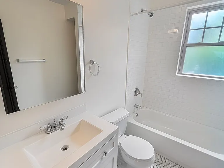 6638 N Glenwood Ave #1 — Photo 13