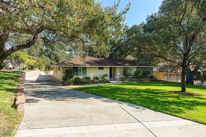 1st image of 1866 Highland Oaks Dr