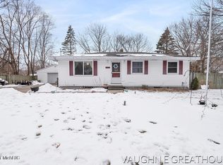 3333 Oriole Ave SW, Wyoming, MI 49509
