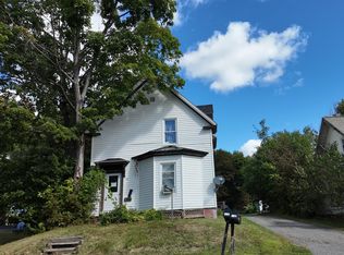 19 Oakland Street, Waterville, ME 04901