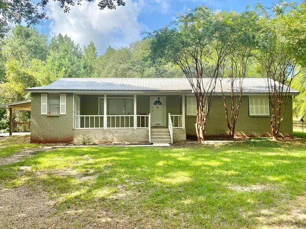 10284 SW Highway 24 St, Centreville, MS 39631