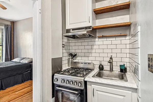 L’Appartement AMERICANA N/S Fooded P/O L'Appartement AMERICANA N/S Fooded P/O