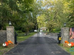 11344 Monclova Rd, Monclova, OH 43542