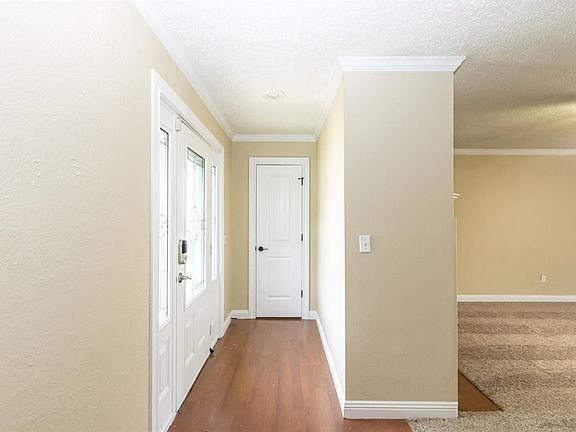 3rd image of 9209 Belton Ave