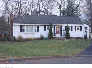 24 Bond St, Wethersfield, CT 06109