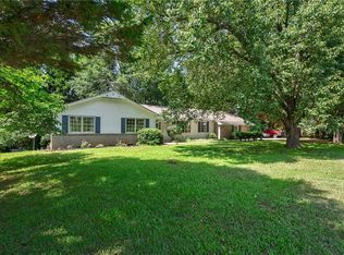 173 Hammond St, Winder, GA 30680