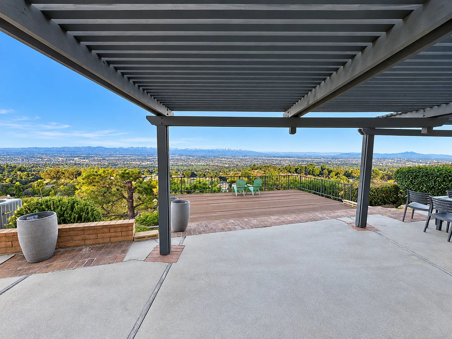 3 bed, 3.5 bath, 2271 sqft, $6,995 — Photo 4
