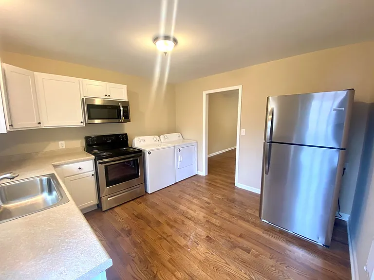 242 Cochran Rd — Photo 9