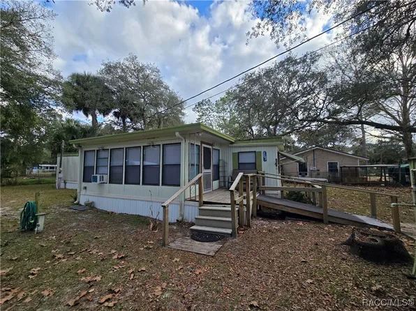 1821 NE 115th Ave, Silver Springs, FL 34488