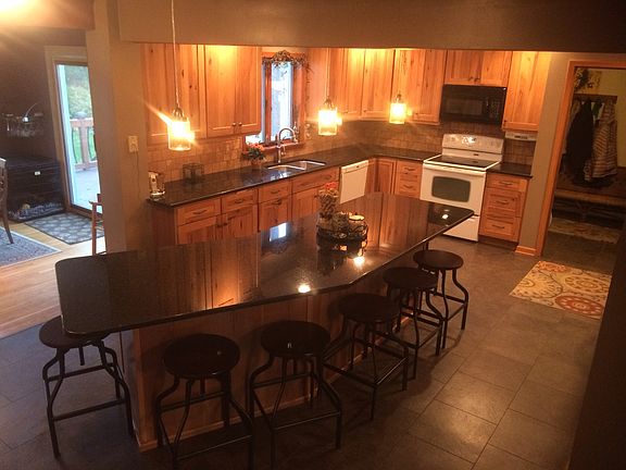 5th image of 4267 Wildwood Dr