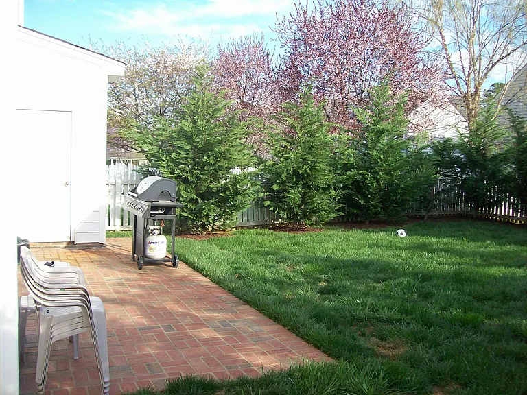 5024 Village Lawn Dr — Photo 16