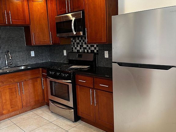 3rd image of 236 Echo Ave APT 3