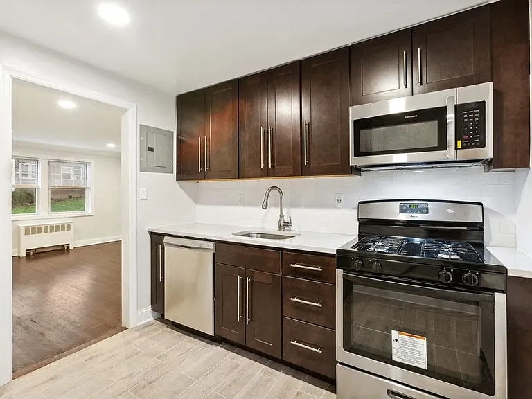 Belleview Gardens Apartments — Photo 1