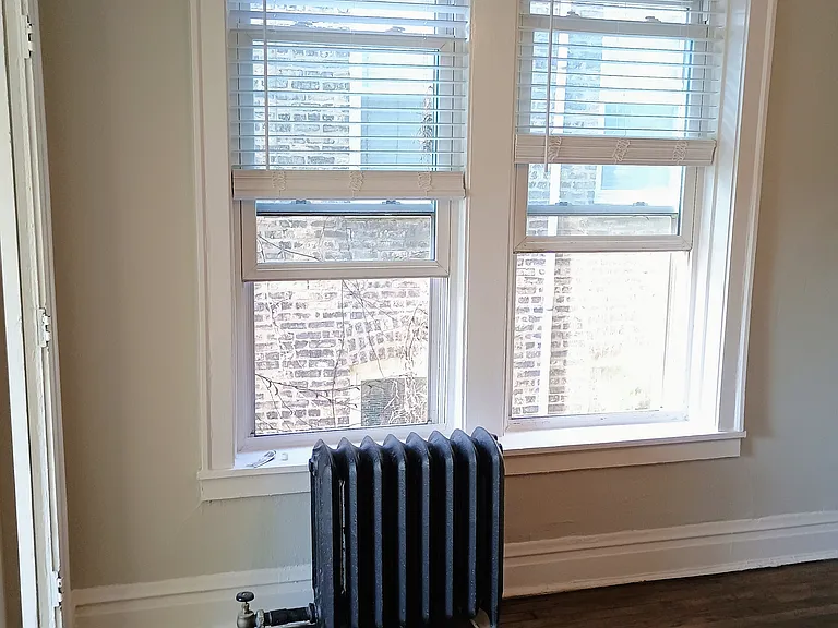 7444 N Damen Ave #3 — Photo 19