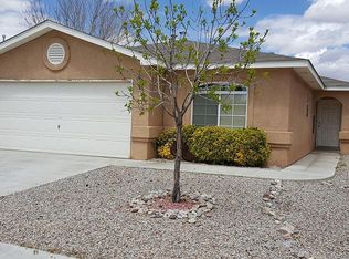 9015 Petronas Ave SW, Albuquerque, NM 87121
