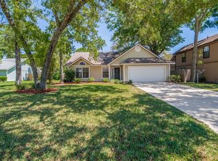 1827 Woodenrail Ln, Jacksonville, FL 32225