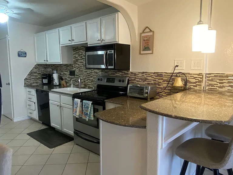 2 Cliffhouse Dr #209 — Photo 8