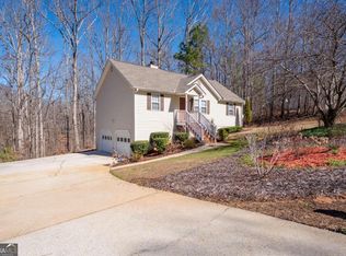 229 Spring Leaf Dr, Dallas, GA 30157