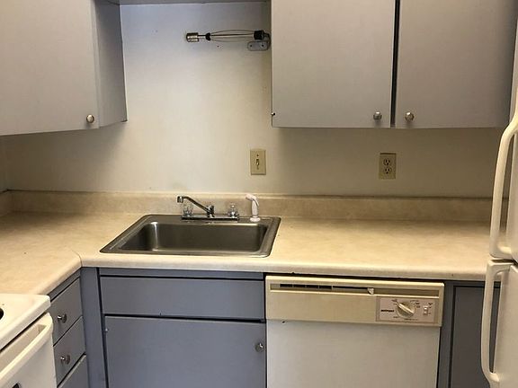 4th image of 3116 Prytania St Unit 18