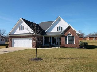 932 S Bluebird Ln, Upland, IN 46989