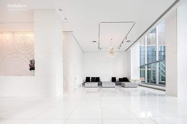 Rented by Sotheby's International Realty | media 17