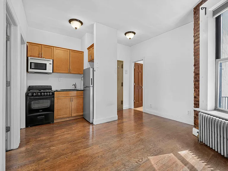 250 Broome St #20 — Photo 4