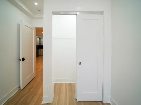 188 West 9th Street image 13 of 18