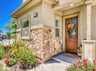 7013 Orchard Cir, Penryn, CA 95663