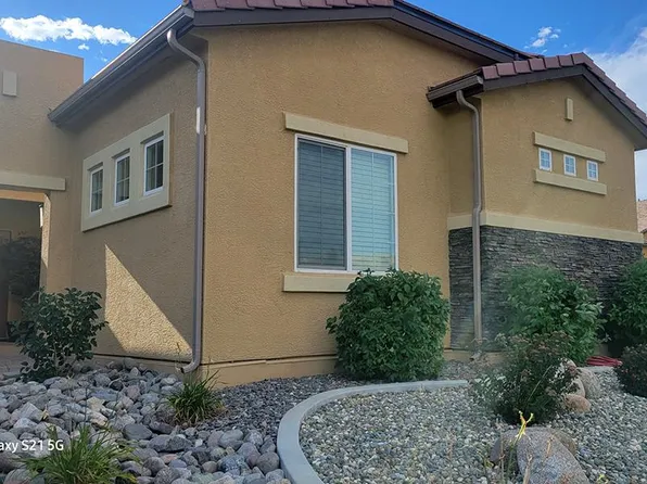 8330 Simsbury Dr, Verdi, NV 89439