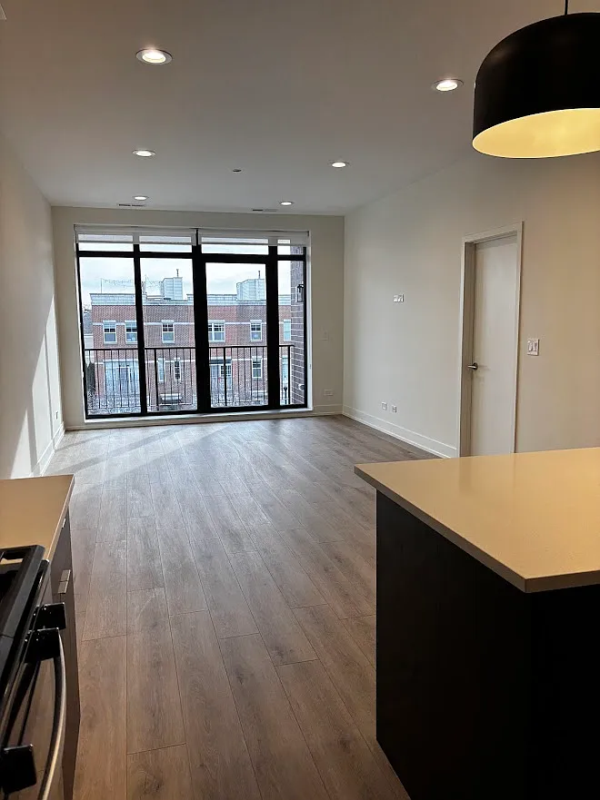 4007 N Kolmar Ave — Photo 4