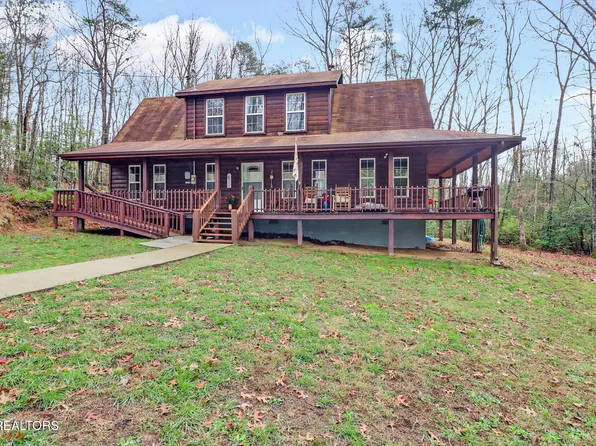 210 Northwood Dr, Jamestown, TN 38556