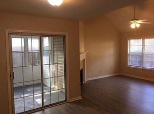 211 Park Pl, Woodstock, GA 30189