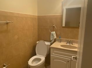 2359 N Lister Ave #1, Chicago, IL 60614