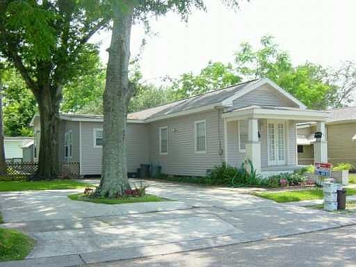2nd image of 3654 Bauvais St