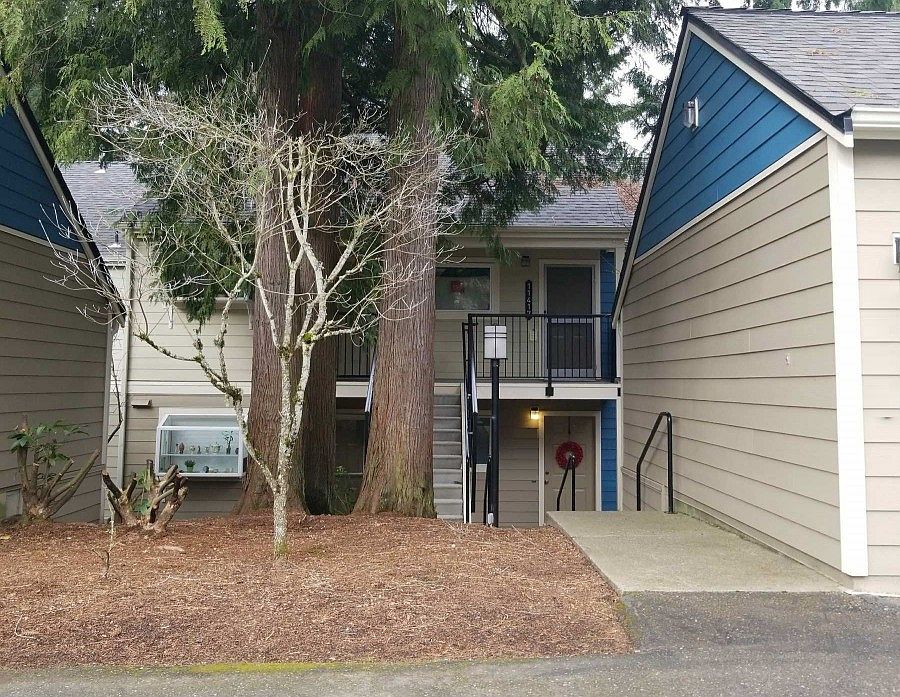1st image of 11417 105th Ct NE
