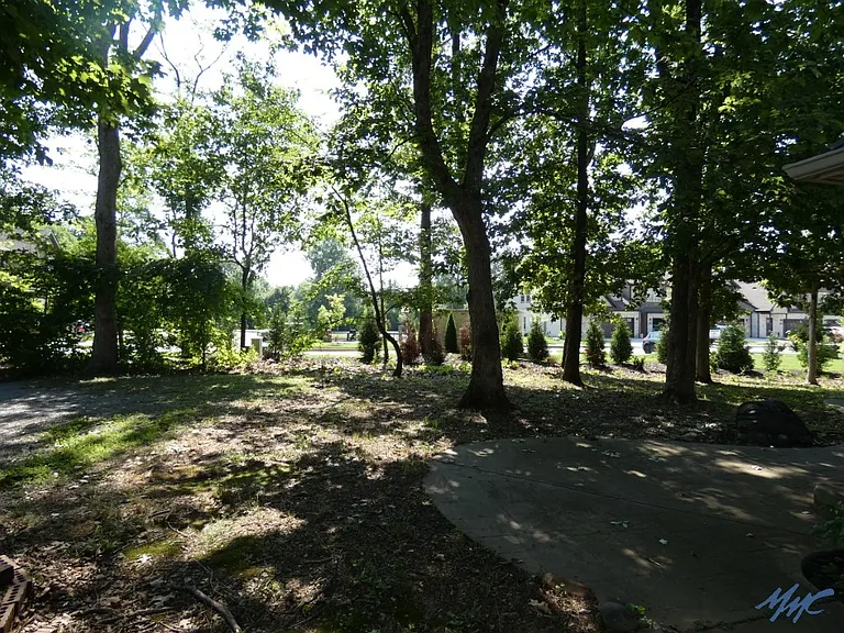 419 Conhocken Ct — Photo 4