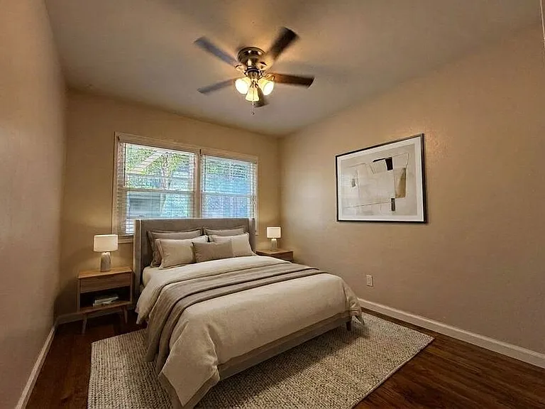 3109 Jarvis St — Photo 10