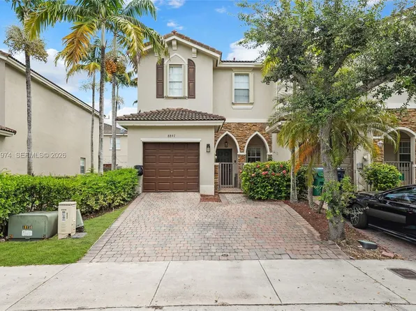 8897 SW 225th St, Cutler Bay, FL 33190