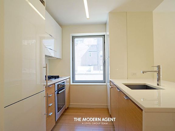 4th image of 303 E 33rd St APT 5G