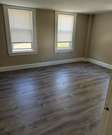 5th image of 55 Mendon St APT C