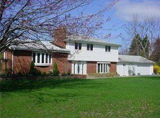6954 Derby Rd, Derby, NY 14047